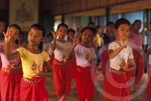 Photo of Khmer dancers in Phnom Penh, Cambodia